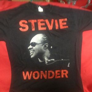 Stevie Wonder tshirt